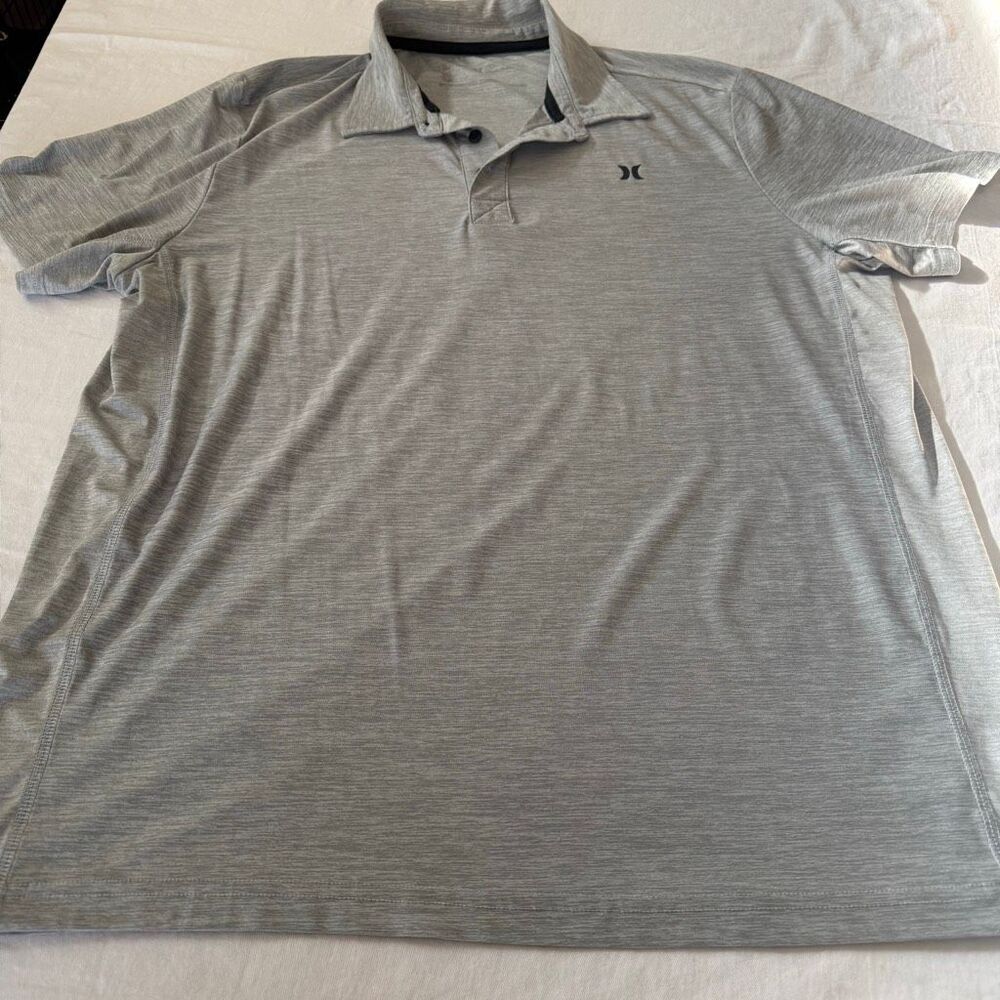 Hurley men’s light grey polo shirt size L: performance fabric
